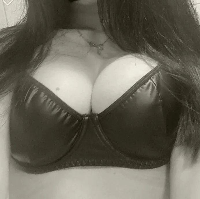 Alicia, 24 años
